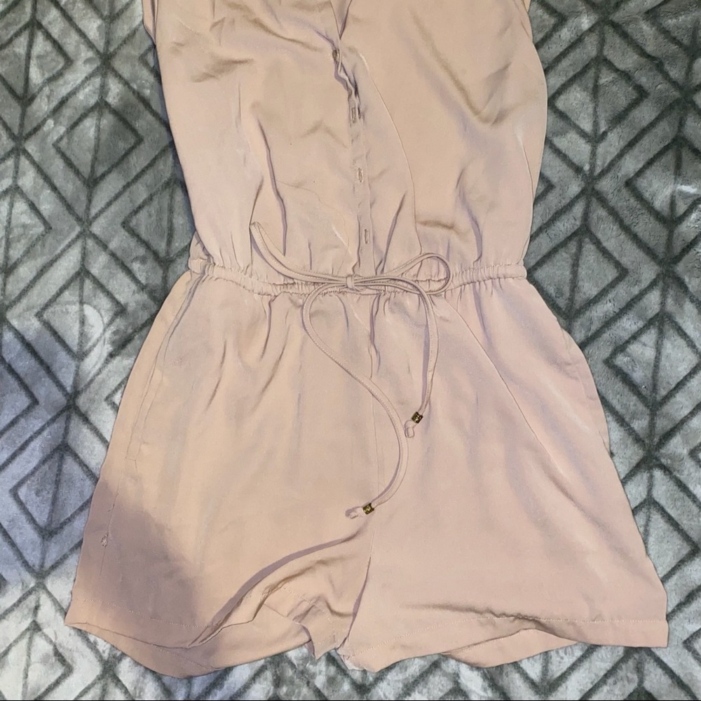 Classy romper - Picture 3 of 3